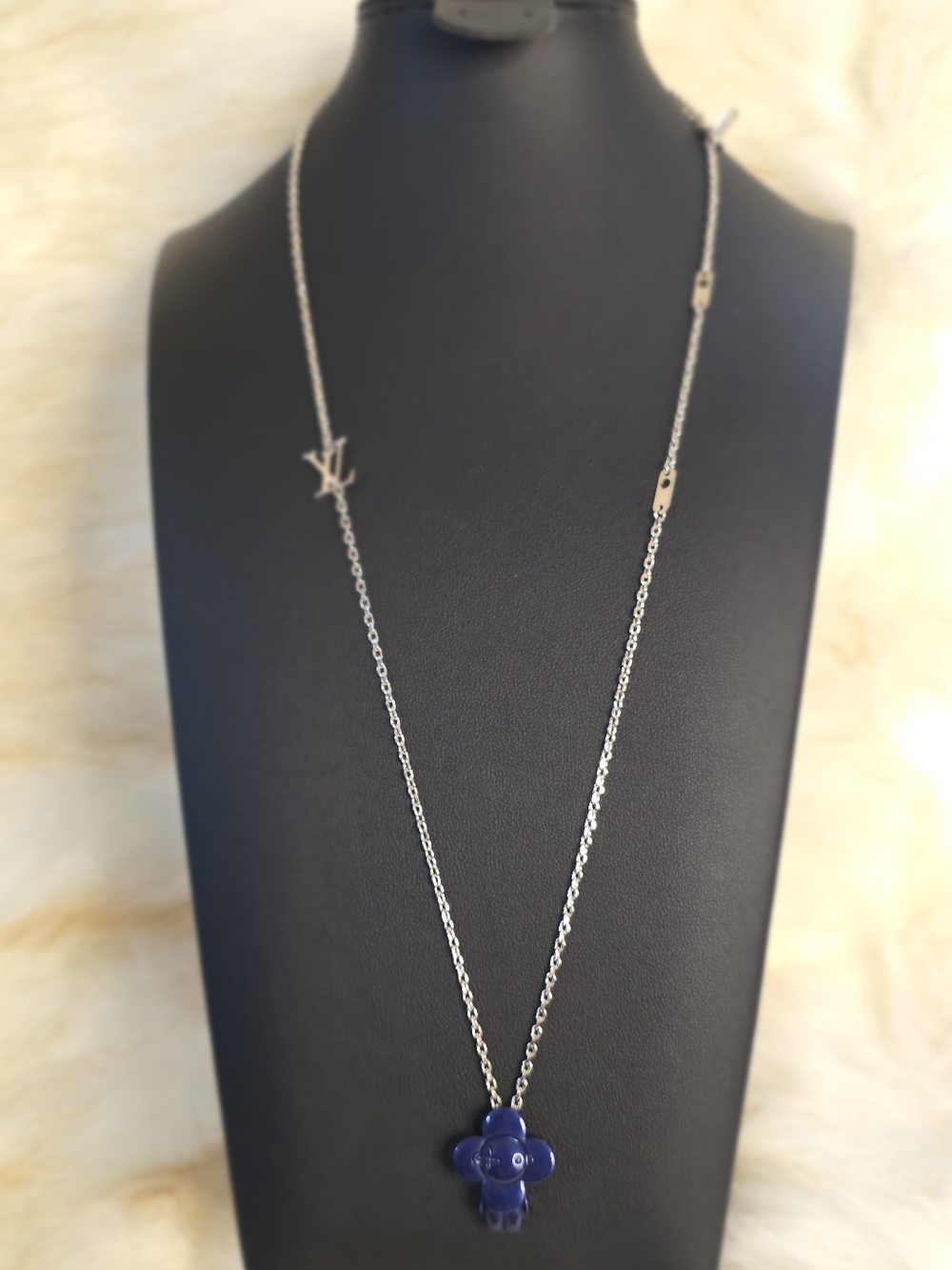 Louis Vuitton Vivienne Pendant